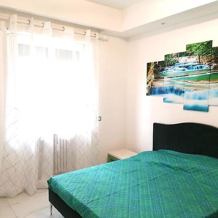 Domus Magnifica Apartment โรม ภายนอก รูปภาพ